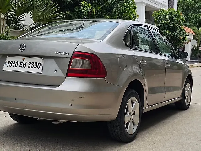 Used Skoda Rapid [2015-2016] 1.6 MPI Style Plus in Hyderabad