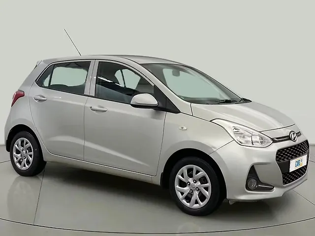 Used 2017 Hyundai Grand i10 in Delhi