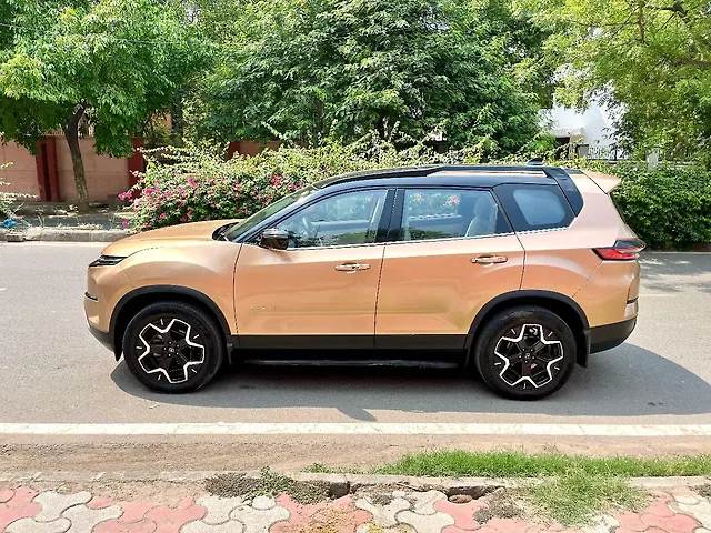 Used Tata Safari Accomplished Plus Dual Tone 7 STR in Delhi