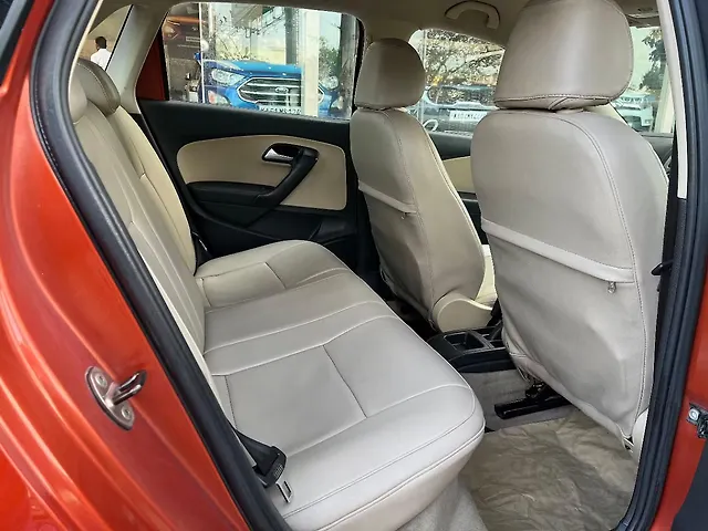 Used Volkswagen Polo [2014-2015] Highline1.2L (P) in Bangalore