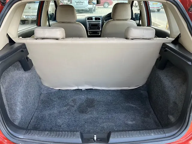 Used Volkswagen Polo [2014-2015] Highline1.2L (P) in Bangalore