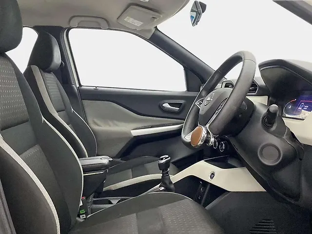 Used Nissan Magnite [2020-2024] XV Dual Tone [2020] in Delhi