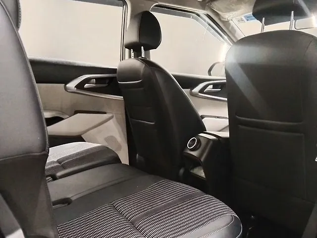Used Kia Carens [2022-2023] Prestige 1.5 Petrol MT 7 STR in Delhi