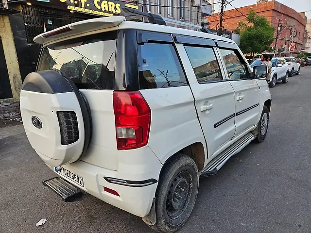 Used Mahindra TUV300 [2015-2019] T4 in Kanpur