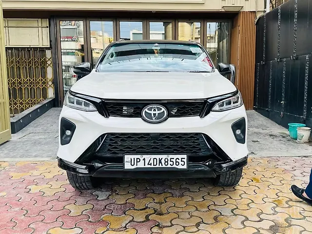 Used 2017 Toyota Fortuner in Delhi