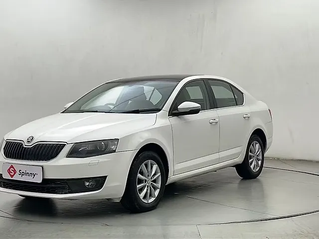 Used 2016 Skoda Octavia in Mumbai