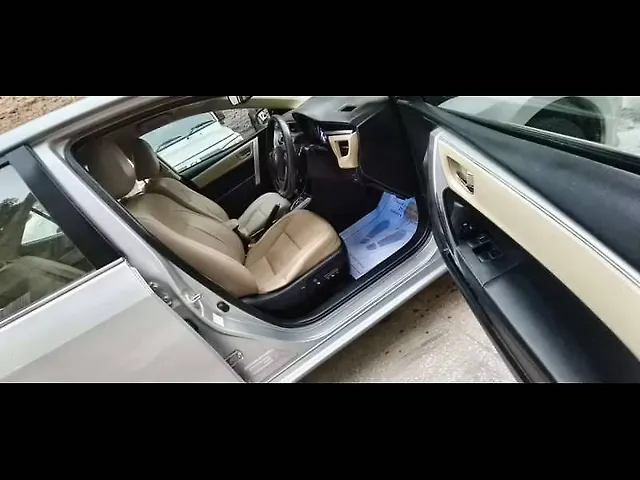 Used Toyota Corolla Altis [2014-2017] VL AT Petrol in Kanpur