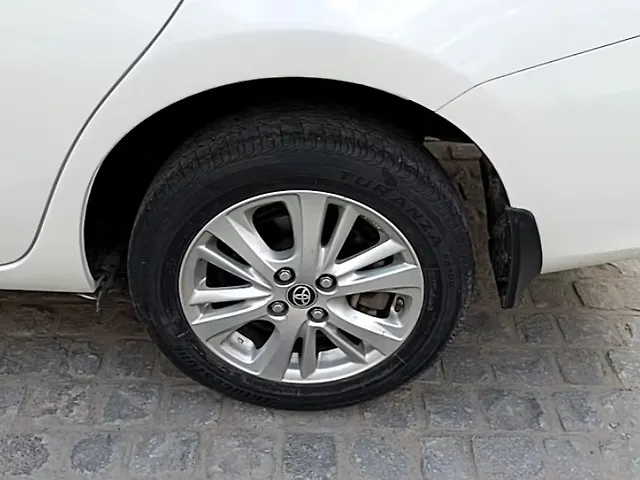 Used Toyota Yaris VX CVT [2018-2020] in Delhi