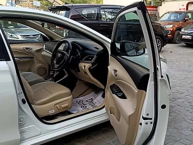 Used Toyota Yaris VX CVT [2018-2020] in Delhi