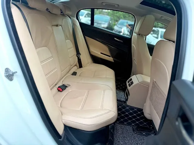 Used Jaguar XE [2016-2019] Prestige Diesel in Mumbai