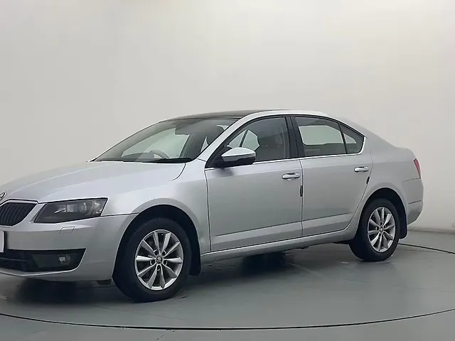 Used 2015 Skoda Octavia in Ahmedabad