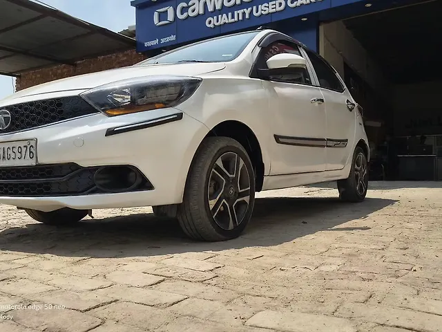 Used Tata Tiago [2016-2020] Revotron XZ Plus Dual Tone in Motihari