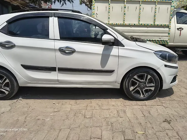 Used Tata Tiago [2016-2020] Revotron XZ Plus Dual Tone in Motihari