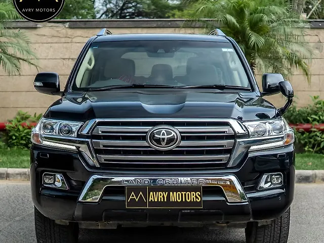 Used 2017 Toyota Land Cruiser in Delhi