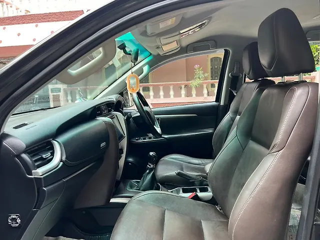 Used Toyota Fortuner [2016-2021] 2.8 4x2 MT [2016-2020] in Bangalore