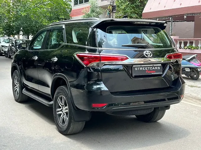 Used Toyota Fortuner [2016-2021] 2.8 4x2 MT [2016-2020] in Bangalore