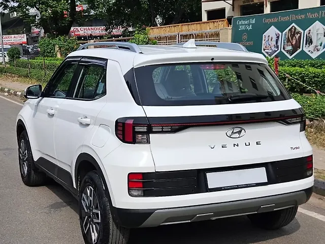 Used Hyundai Venue [2022-2023] S (O) 1.0 Turbo DCT in Chandigarh