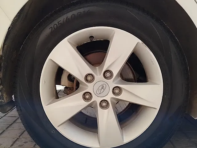 Used Hyundai Elantra [2012-2015] 1.8 SX AT in Mumbai