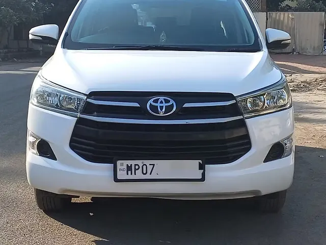 Used 2016 Toyota Innova Crysta in Indore