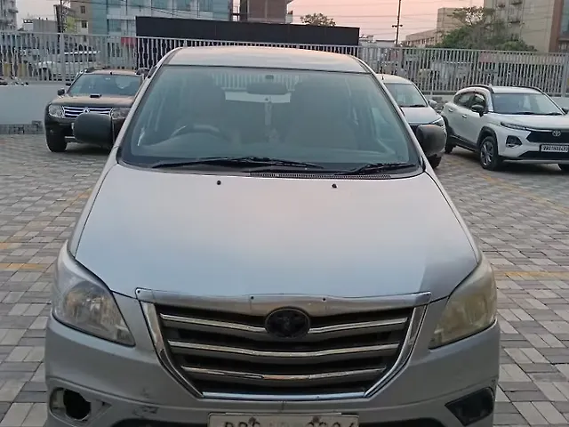Used 2016 Toyota Innova in Patna
