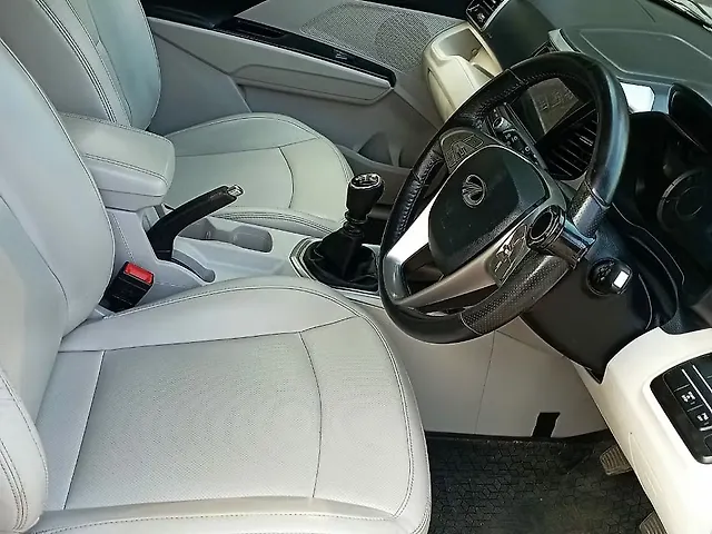 Used Mahindra XUV300 [2019-2024] 1.2 W8 (O) [2019-2019] in Bangalore