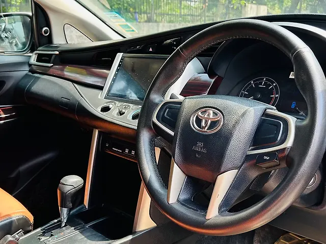 Used Toyota Innova Crysta [2016-2020] 2.4 G 7 STR [2016-2017] in Delhi