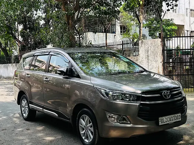 Used Toyota Innova Crysta [2016-2020] 2.4 G 7 STR [2016-2017] in Delhi