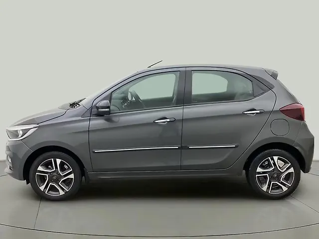 Used Tata Tiago [2016-2020] Revotron XZA Plus in Hyderabad