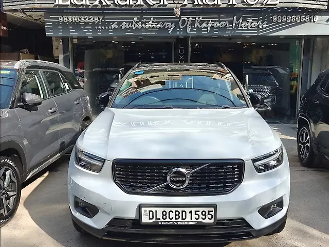 Used 2022 Volvo XC40 in Delhi