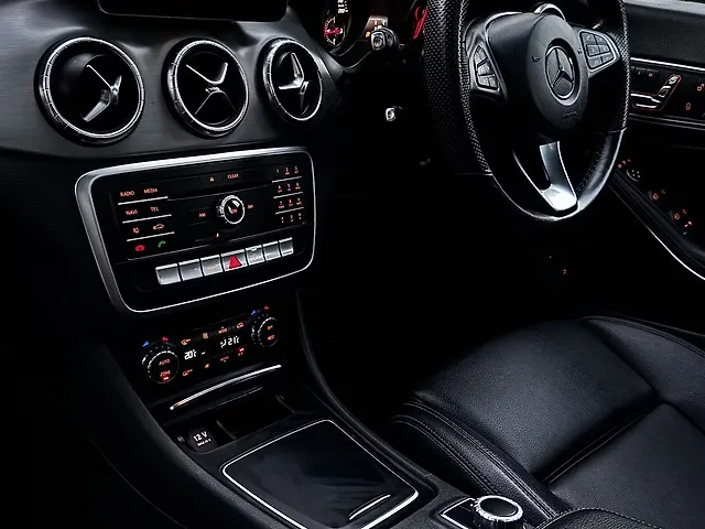 Used Mercedes-Benz CLA [2015-2016] 200 Petrol Sport  (CBU) in Chandigarh