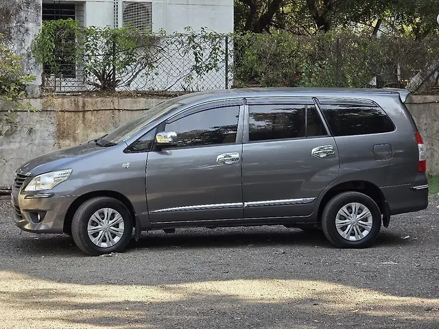 Used Toyota Innova [2013-2014] 2.5 G 7 STR BS-IV in Nashik