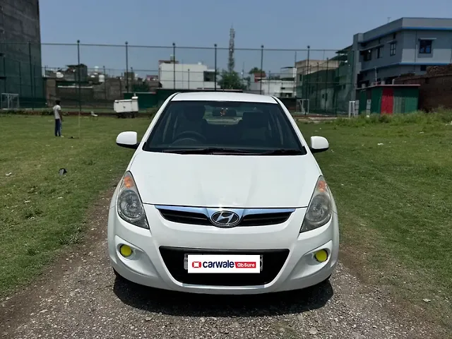Used 2011 Hyundai i20 in Dehradun