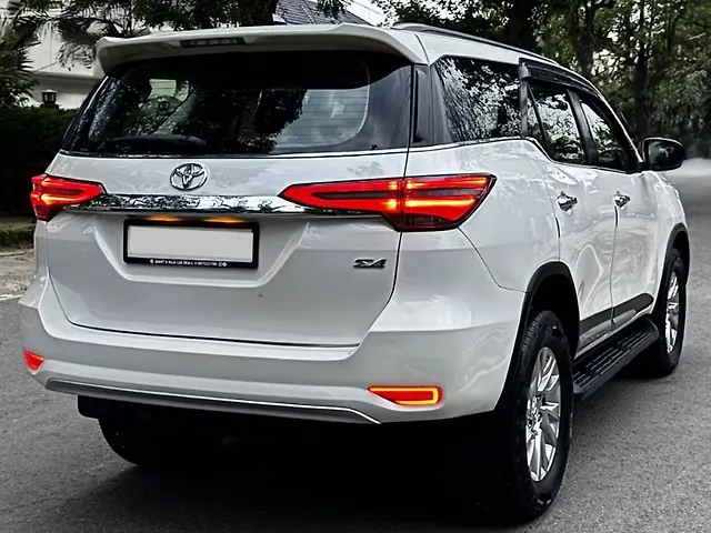 Used Toyota Fortuner [2016-2021] 2.8 4x4 AT in Chandigarh