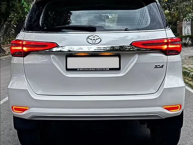 Used Toyota Fortuner [2016-2021] 2.8 4x4 AT in Chandigarh