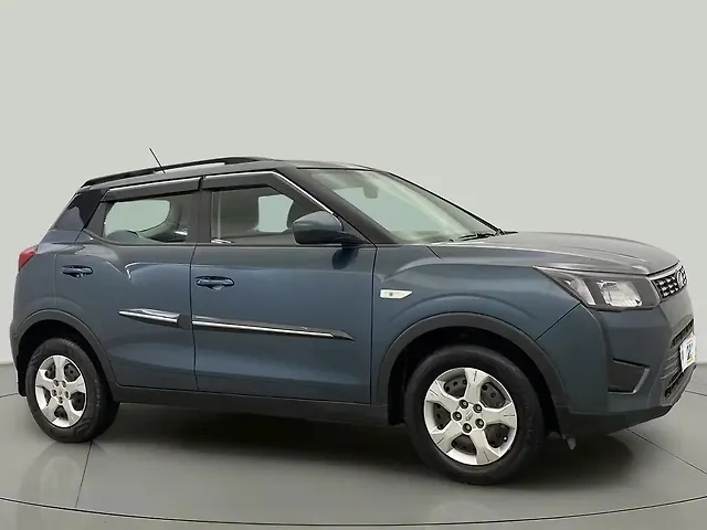Used 2022 Mahindra XUV300 in Delhi