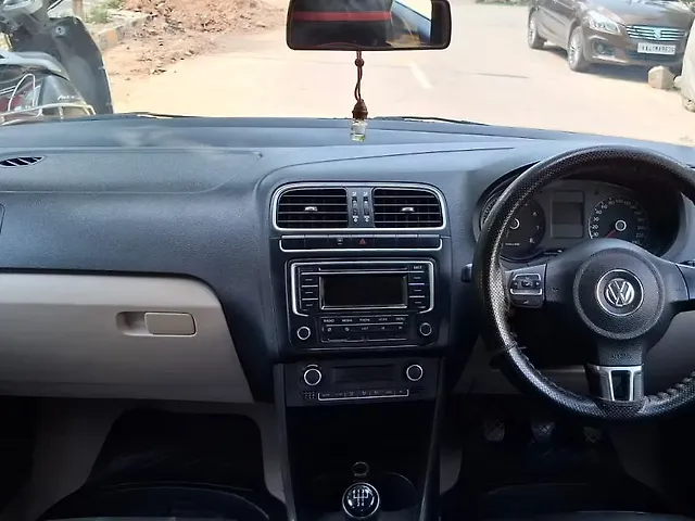 Used Volkswagen Polo [2012-2014] Highline1.2L (P) in Bangalore