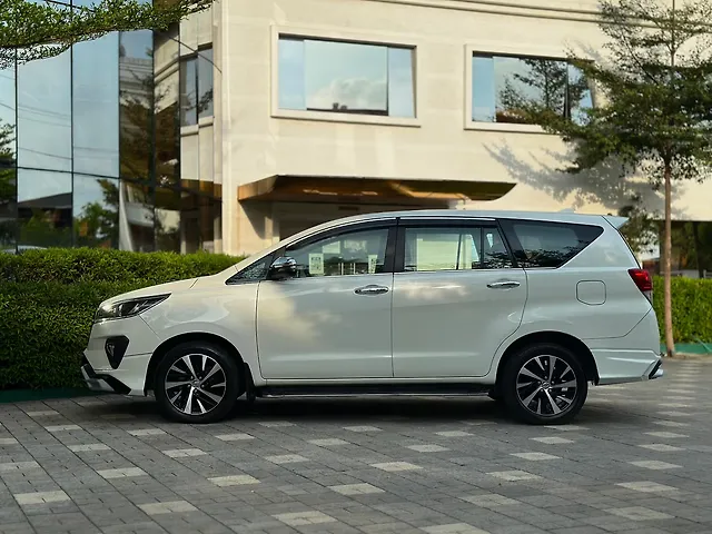 Used Toyota Innova Crysta [2020-2023] ZX 2.4 AT 7 STR in Kochi