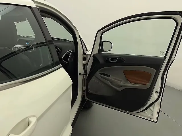 Used Ford EcoSport [2015-2017] Titanium 1.5L Ti-VCT Black Edition AT in Ghaziabad
