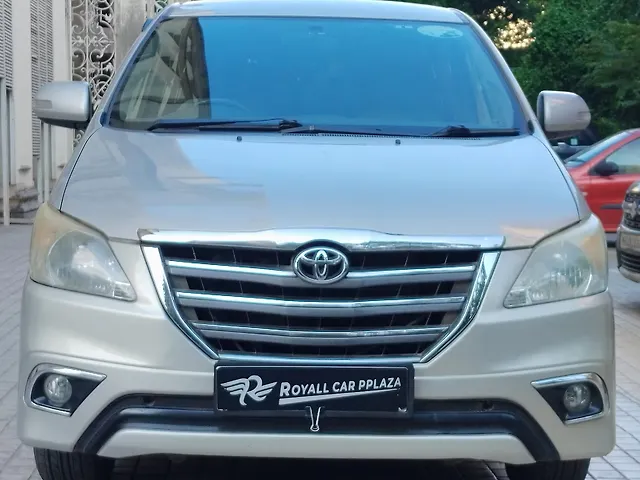 Used 2014 Toyota Innova in Mumbai