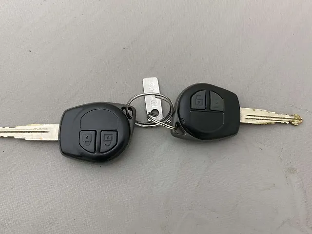 Used Maruti Suzuki Dzire [2017-2020] VXi in Hyderabad