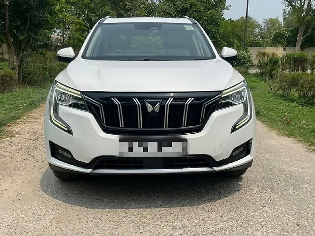 Used 2022 Mahindra XUV700 in Delhi