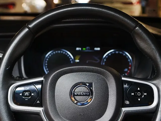 Used Volvo XC90 [2021-2022] B6 Inscription in Delhi