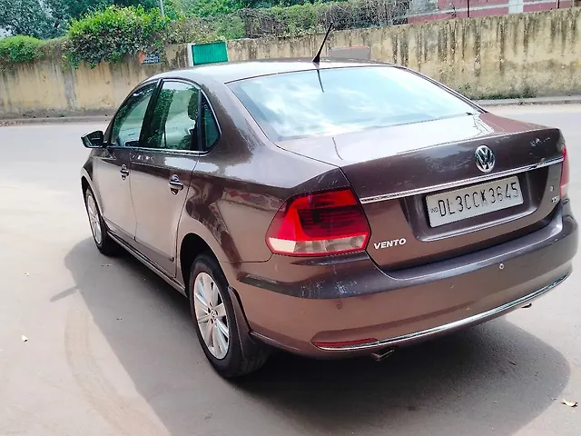 Used Volkswagen Vento [2015-2019] Highline 1.2 (P) AT in Delhi