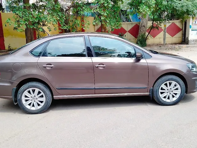 Used Volkswagen Vento [2015-2019] Highline 1.2 (P) AT in Delhi
