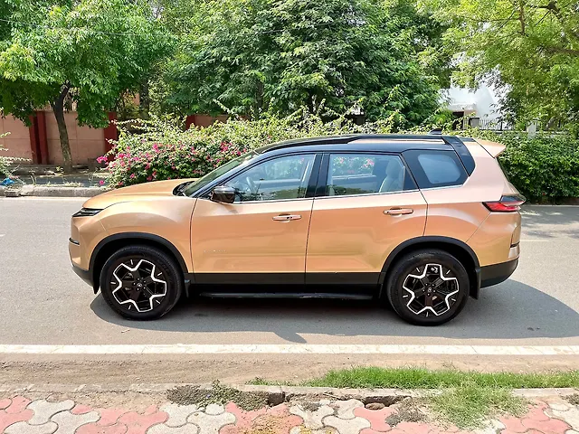 Used Tata Safari Accomplished Plus Dual Tone 7 STR in Delhi