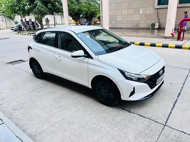 Used Hyundai i20 [2020-2023] Sportz 1.2 IVT [2020-2023] in Karnal