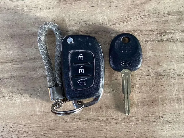 Used Hyundai Venue [2019-2022] S 1.2 Petrol in Surat
