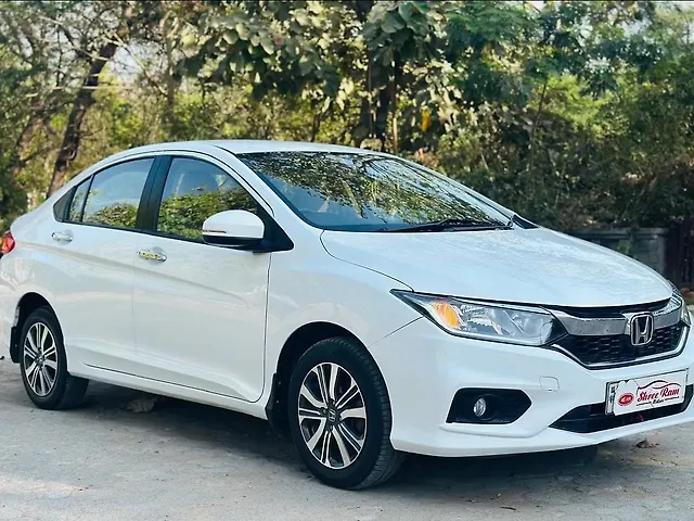 Used Honda City 4th Generation V Petrol in Ahmedabad