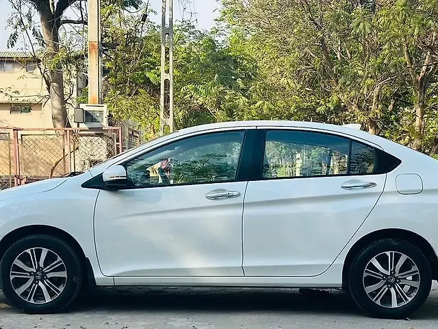Used Honda City 4th Generation V Petrol in Ahmedabad