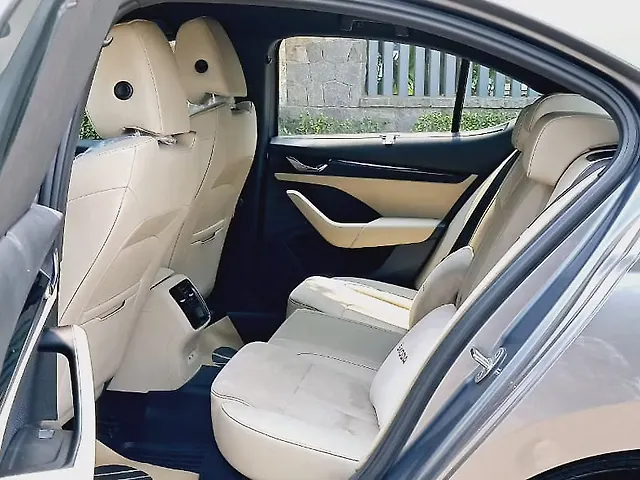 Used Skoda Octavia L&K 2.0 in Delhi